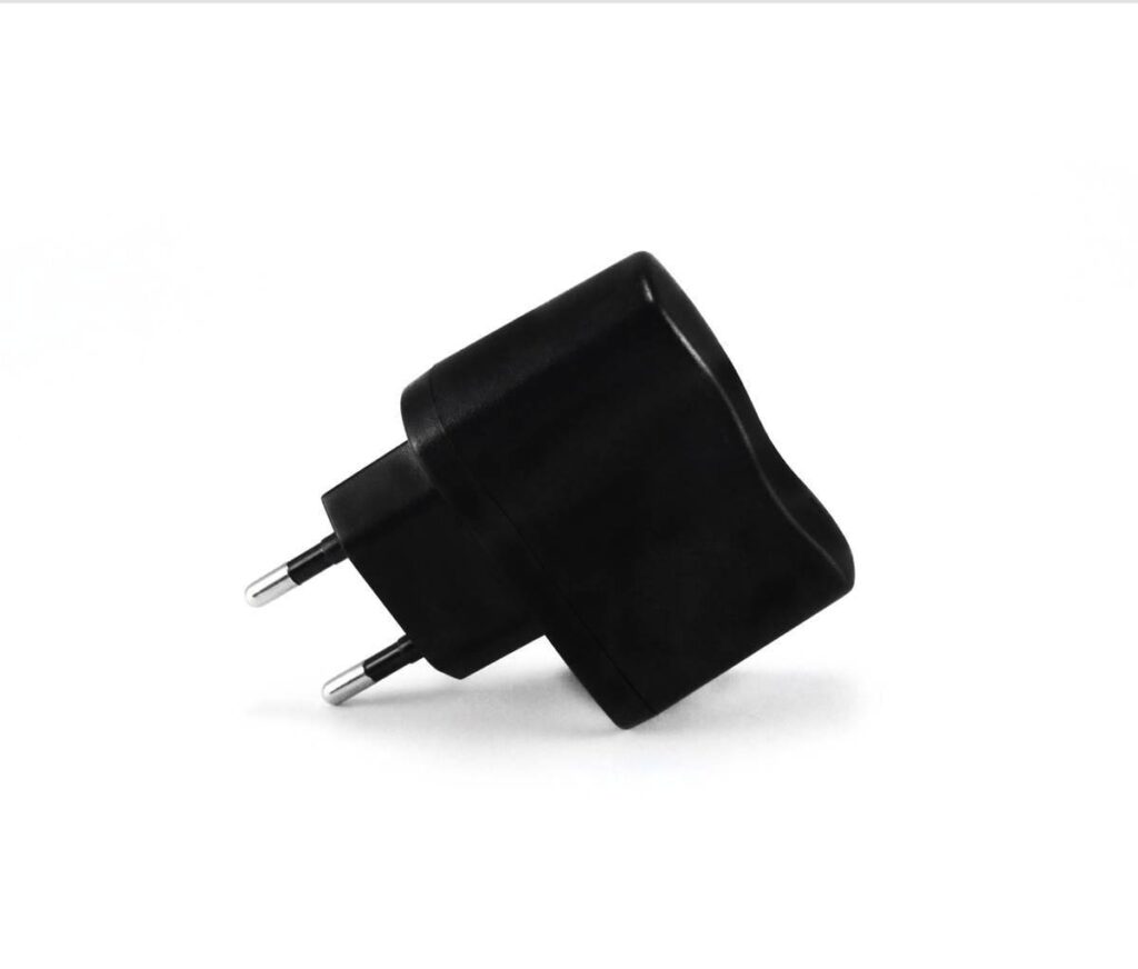 Προσαρμογέας USB για πρίζα (220V)