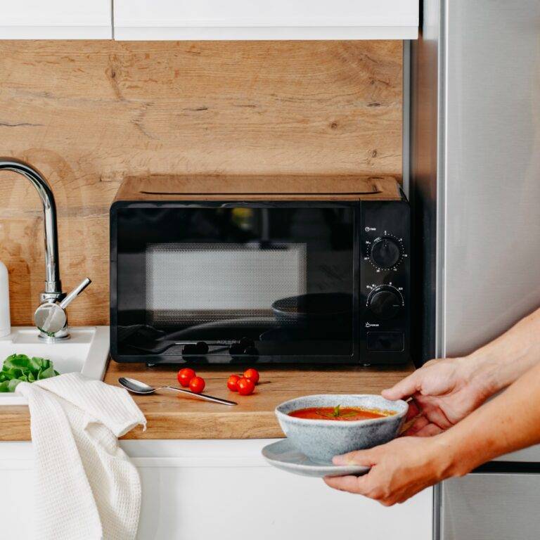 Φούρνος μικροκυμάτων Adler AD 6206 Φούρνος μικροκυμάτων Adler AD 6206